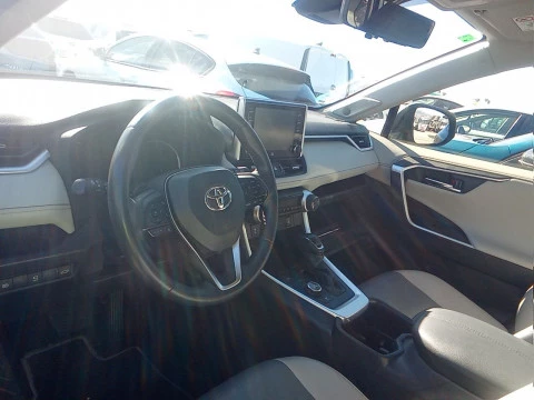 Toyota Rav4 2.5l 220H Luxury 4WD