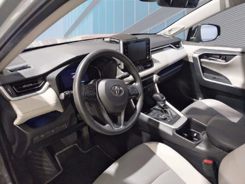 Toyota Rav4 2.5l 220H Luxury 4WD