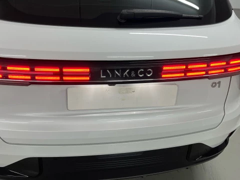 Lynk & Co 01 1.5 PHEV CORE 5P