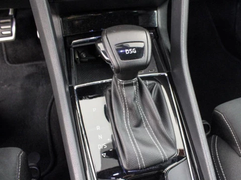 Skoda Karoq SPORTLINE 1,5 TSI 110 KW (150 CV) DSG 7 VEL.