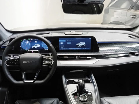 EBRO S700 1.6 TGDI Luxury 7 DCT