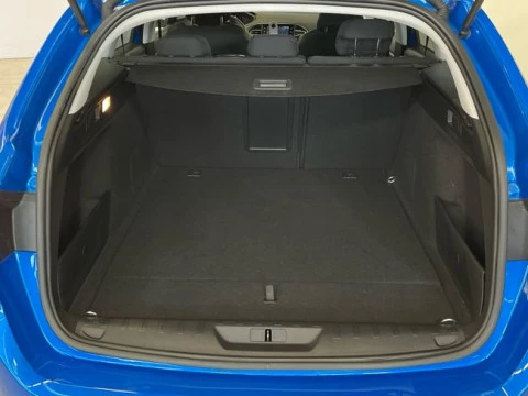 Peugeot 308 5P Allure Puretech 130 S&S MAN