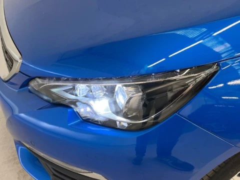 Peugeot 308 5P Allure Puretech 130 S&S MAN