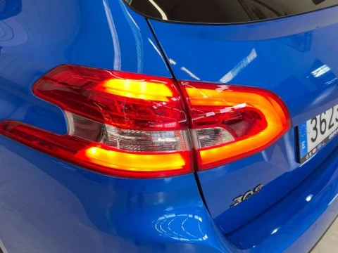 Peugeot 308 5P Allure Puretech 130 S&S MAN