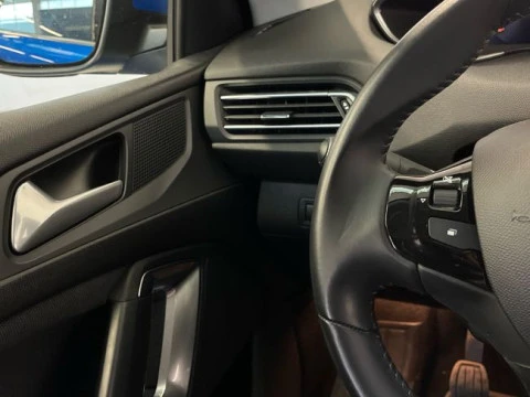 Peugeot 308 5P Allure Puretech 130 S&S MAN