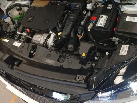 Peugeot 2008 Active Pack BlueHDI 81kW (110CV)