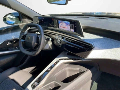 Peugeot 5008 Hybrid 1.2 100KW Allure eDCS6
