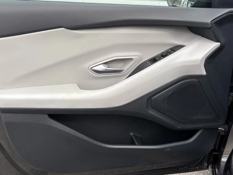 Ford Capri CX740L Premium R. Ext. RWD 77kWh 286CV