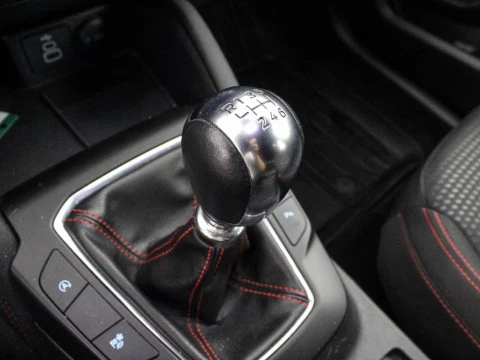 Ford Kuga 1496 GASOLINA 149 5P