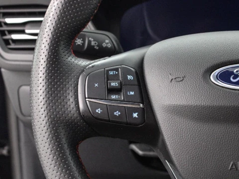 Ford Kuga 1496 GASOLINA 149 5P