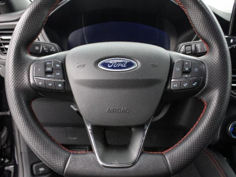 Ford Kuga 1496 GASOLINA 149 5P