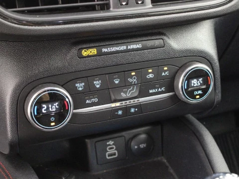 Ford Kuga 1496 GASOLINA 149 5P