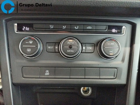 Volkswagen Touran Business & Navi 1.6 TDI 85kW (115CV)