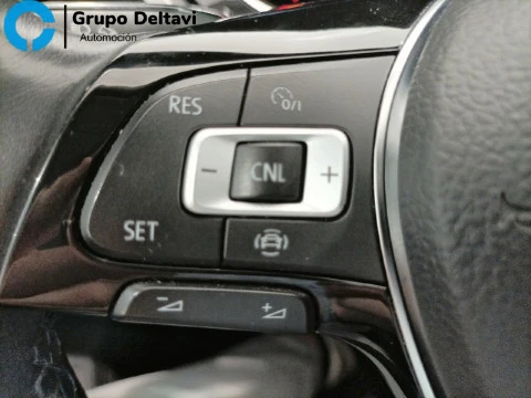 Volkswagen Touran Business & Navi 1.6 TDI 85kW (115CV)