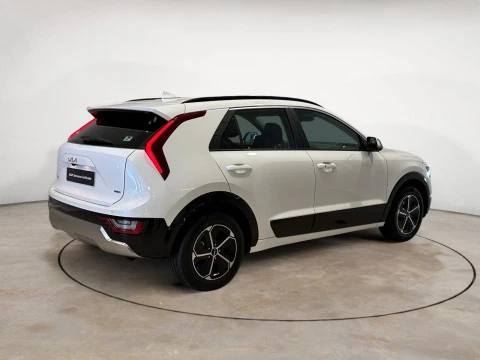 Kia Niro 1.6 GDi HEV 102kW (139CV) Drive