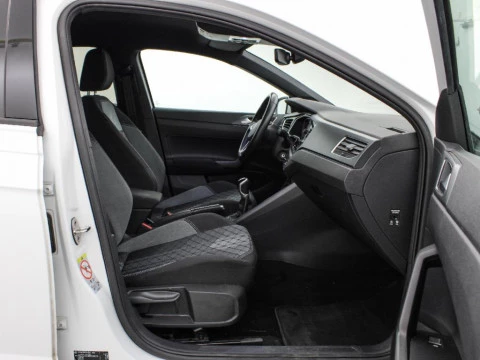 Volkswagen Polo 1.0 TSI 70KW R-LINE 95 5P