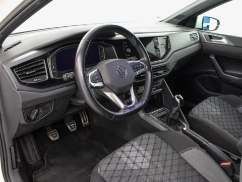 Volkswagen Polo 1.0 TSI 70KW R-LINE 95 5P