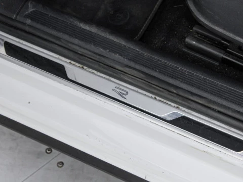 Volkswagen Polo 1.0 TSI 70KW R-LINE 95 5P