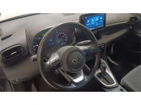 Toyota Yaris ACTIVE PLUS