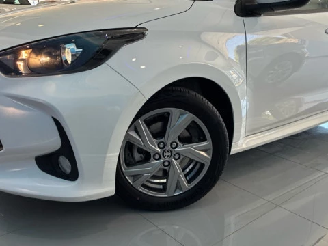 Toyota Yaris TOYOTA ACTIVE PLUS 120H