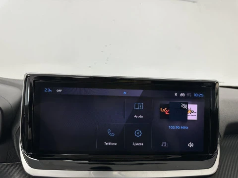 Peugeot 2008 Allure Gasolina 100 S&S 6 Vel. MAN