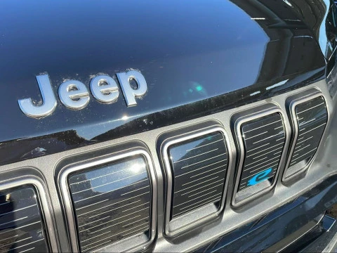 Jeep Avenger BEV 115kW (156CV) Longitude