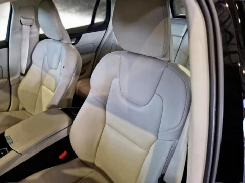 Volvo V60 2.0 T6 AWD Recharge Inscription Auto