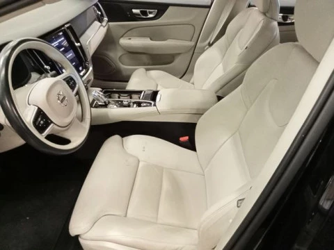Volvo V60 2.0 T6 AWD Recharge Inscription Auto