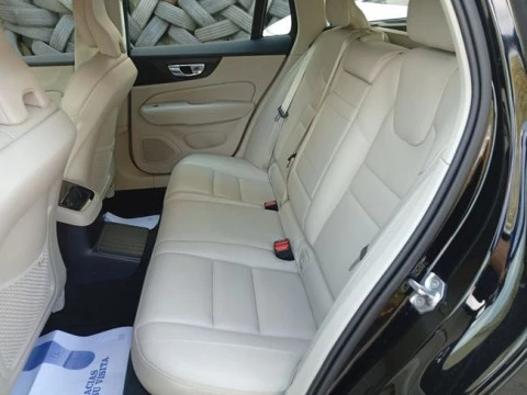 Volvo V60 2.0 T6 AWD Recharge Inscription Auto