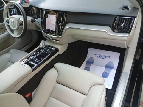 Volvo V60 2.0 T6 AWD Recharge Inscription Auto