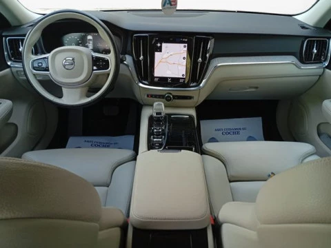 Volvo V60 2.0 T6 AWD Recharge Inscription Auto