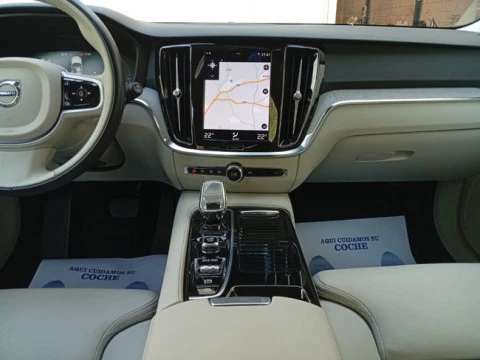 Volvo V60 2.0 T6 AWD Recharge Inscription Auto