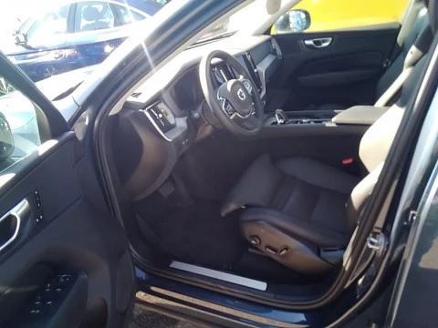 Volvo XC60 2.0 T6 AWD Recharge Plus Dark Auto