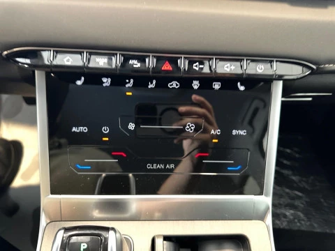 EBRO S400 1.5 DHE HEV Excellence CVT