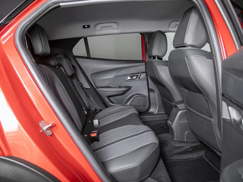 Peugeot e-2008 Eléctrico Allure Pack