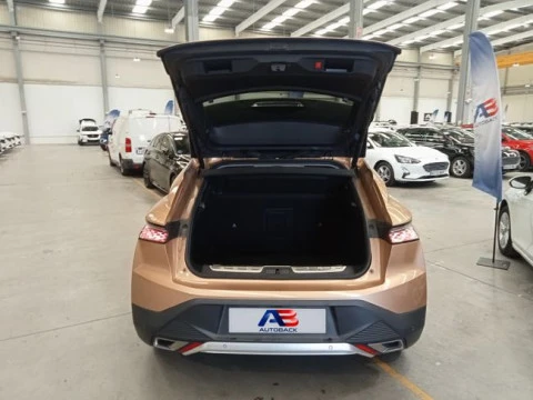 DS 4 CROSS BlueHDi 130 auto TROCADERO