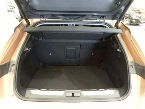 DS 4 CROSS BlueHDi 130 auto TROCADERO