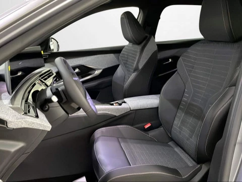 Peugeot 3008 Plug-in Hybrid 1.6 143KW Allure e-DCS7