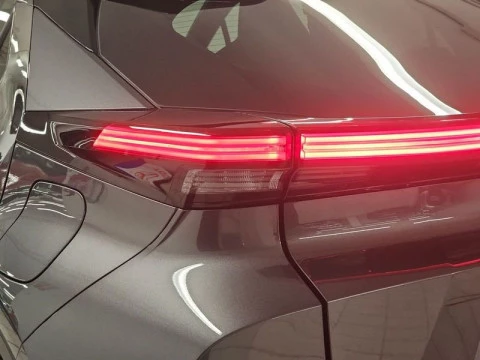 Toyota C-HR Advance Hybrid 140