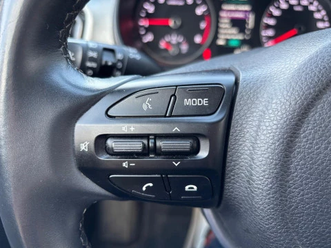 Kia Stonic DRIVE MHEV 1.0 T-GDI 120CV 5P