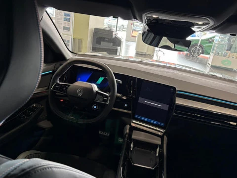 Renault Rafale Esprit Alpine full hybrid E-Tech 147kW