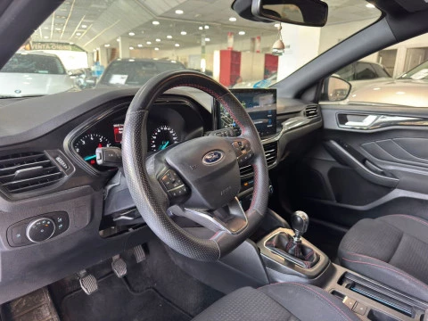 Ford Focus SPORTBREAK 1.0 ECOBOOST MHEV ST-LINE 155