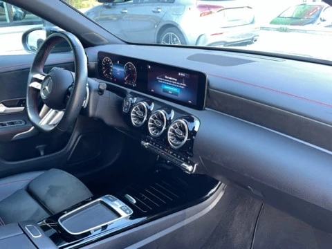 Mercedes-Benz Clase CLA  220 d Coupé
