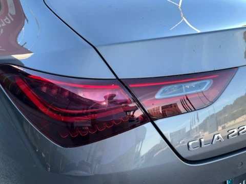 Mercedes-Benz Clase CLA  220 d Coupé