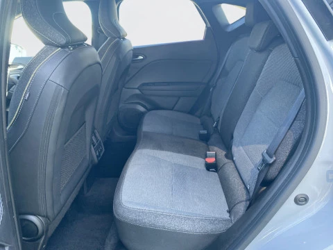 Renault Captur techno Eco-G 100cv (74 kW)