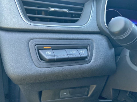 Renault Captur techno Eco-G 100cv (74 kW)