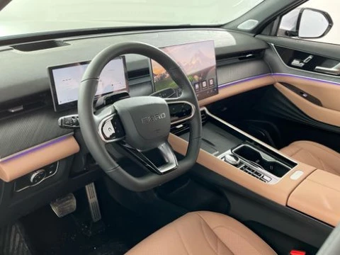 EBRO S900 PHEV 1.5 TGDI 3DHT 4X4 Luxury