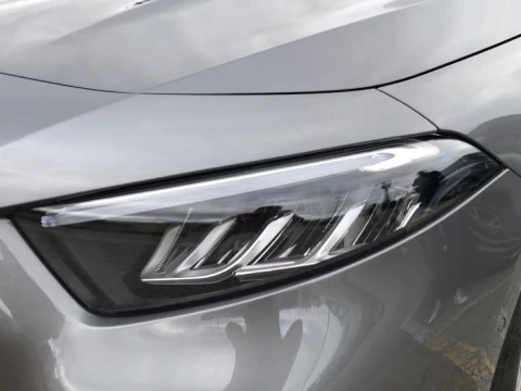 Mercedes-Benz Clase A  180 Compacto