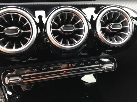 Mercedes-Benz Clase A  180 Compacto