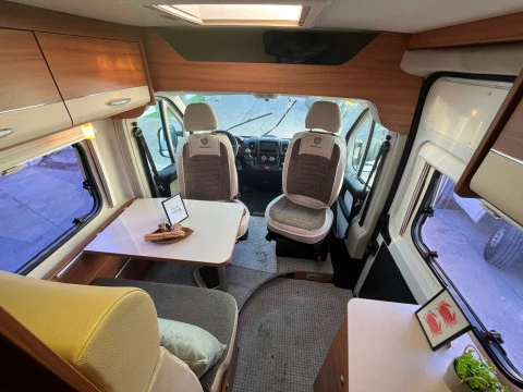 WEINSBERG R47 CARABUS